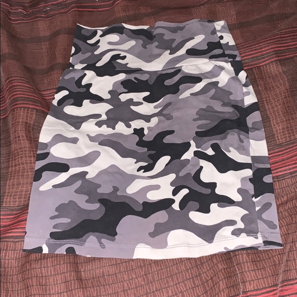 Camo print skirt